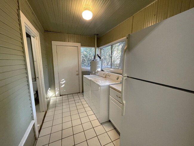 Photo - 212 W 1st Ave Unit 212 House