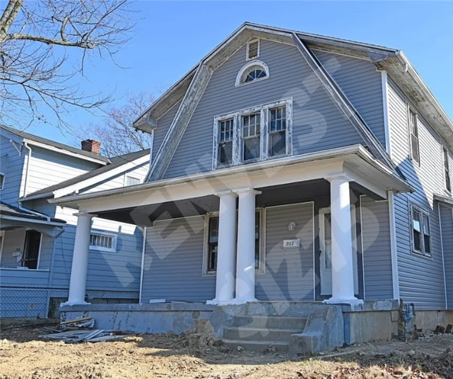 Photo - 2112 Ravenwood Ave House