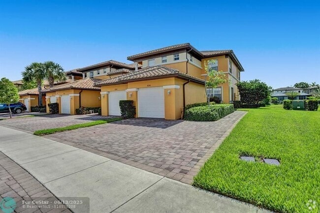 Building Photo - 8246 NW 127th Ln Rental