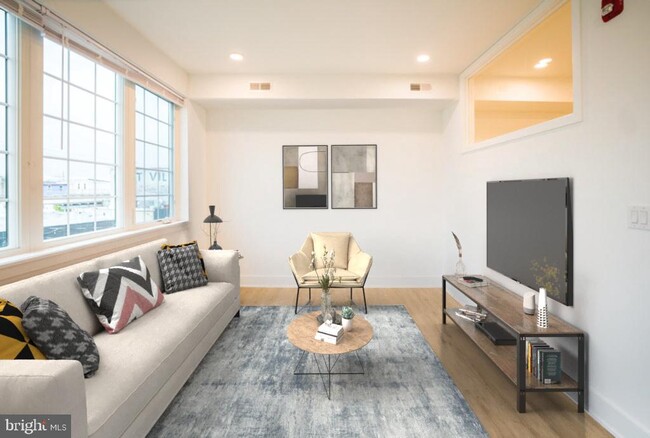 Building Photo - 1324 Frankford Ave Unit 213 Rental