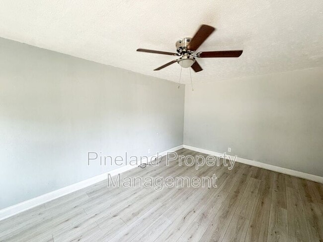 Photo - 2108 Rogers Dr
