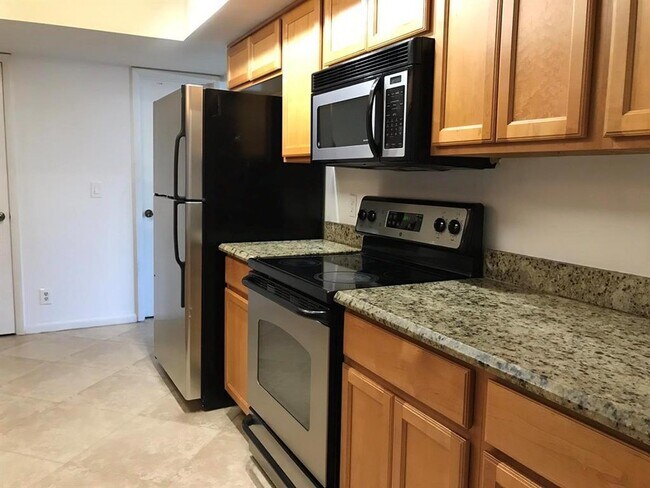 Photo - 1305 Periwinkle Pl