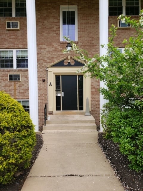 Liberty Square Apartments
