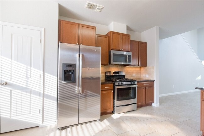 Photo - 1620 Bryant Dr