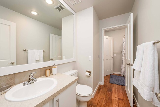 The Regent at Bellevue Way Apartments