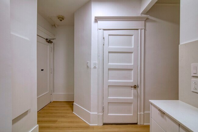 Photo - 1245 Rue St Marc Unit 4