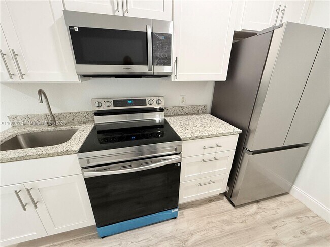 Photo - 4345 Vicliff Rd Unit 4345