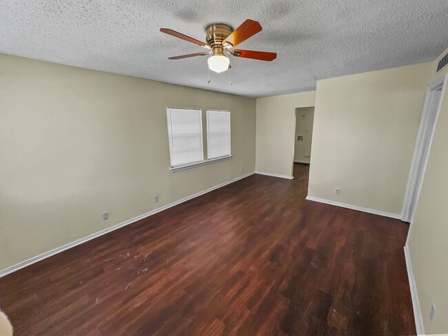 Photo - 3520 Western Ave