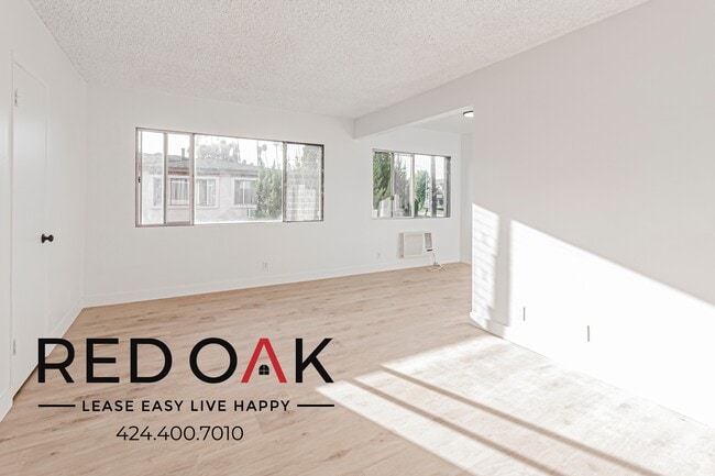 Photo - 19154 Sherman Way Unidad 5