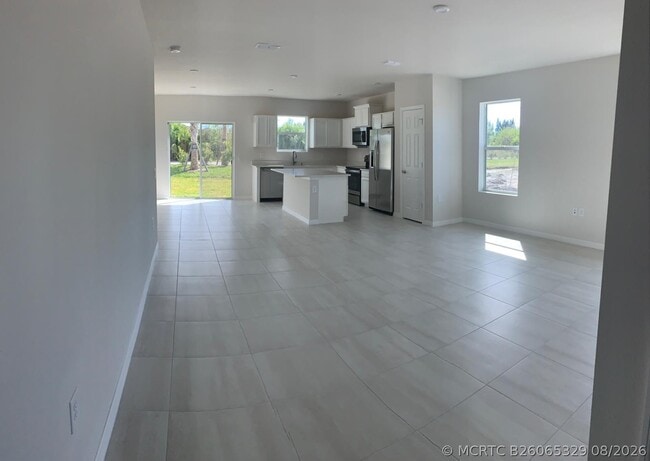 Photo - 3804 Lancove Way
