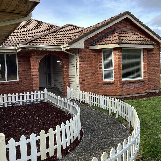 Photo - Ranch Style Rambler located in Stannwood