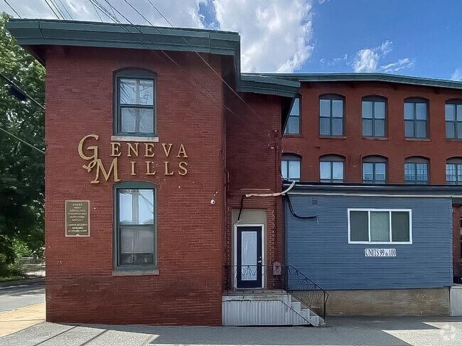 Building Photo - 1117 Douglas Ave Unit 502 Rental