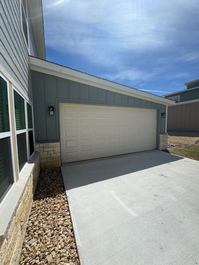 Photo - 3/2/2 - Peaster ISD - NO WATER BILL