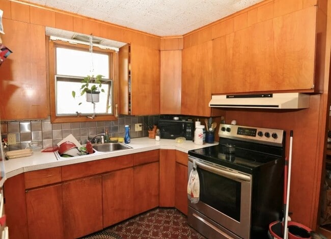 Photo - 109 Beethoven St Unidad 1