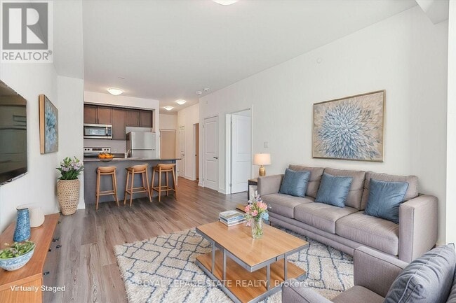 Photo - 460 Dundas St E Unité 815