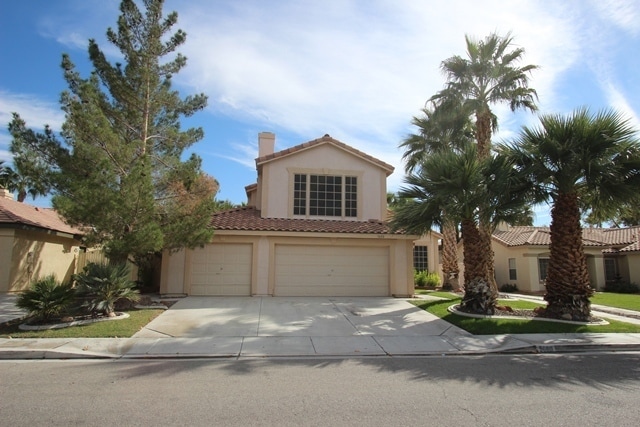 Beautiful 2 Story Home With Pool!!! - Beautiful 2 Story Home With Pool!!!