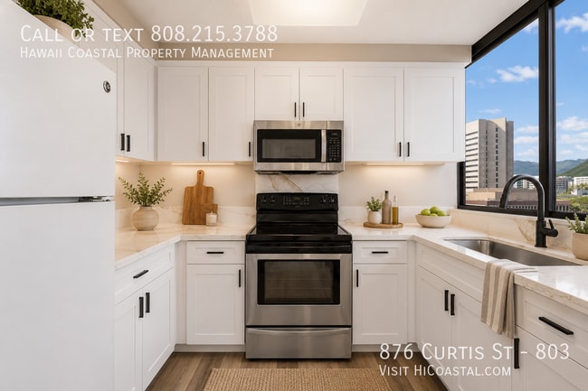 Photo - 876 Curtis St
