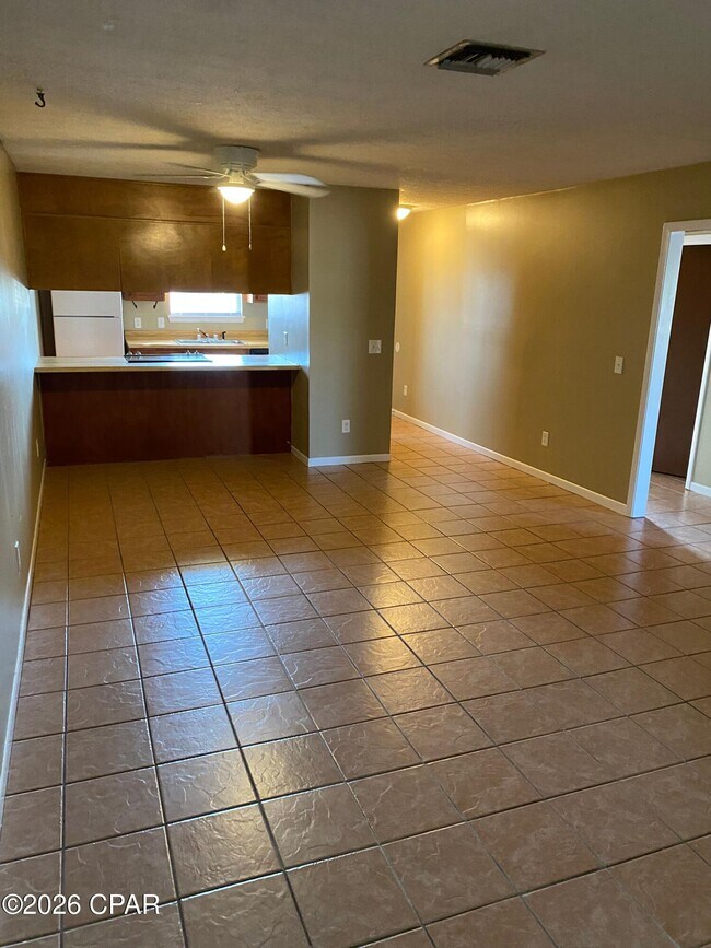 1930 W 24th St Unit C