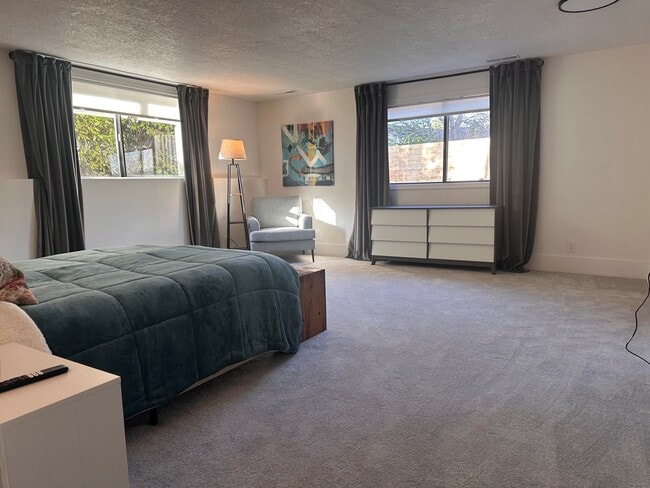 1135 Satara Ave NW Unit Satara