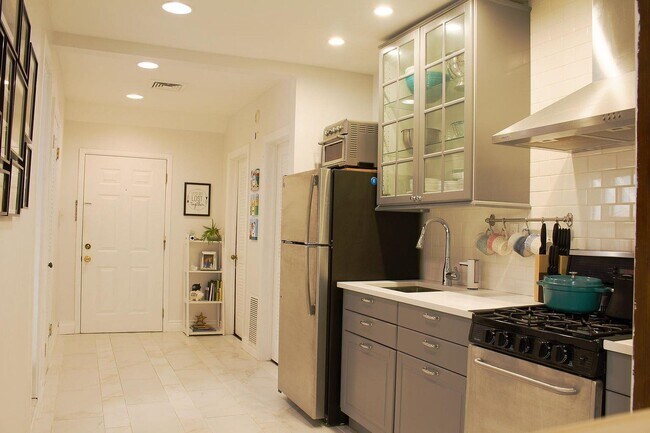 Photo - 785 JFK Blvd E Unidad 3