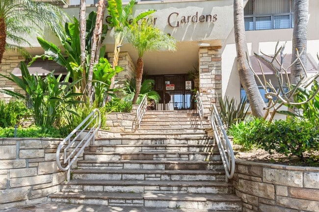 Sweetzer Gardens