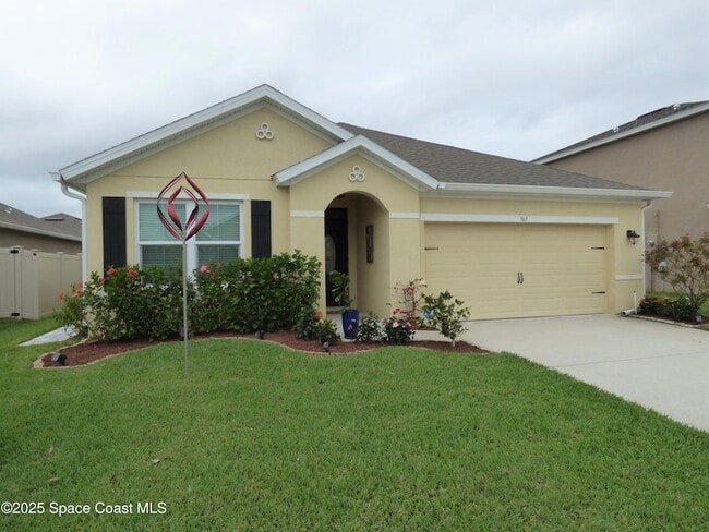 Building Photo - 965 Newton Cir