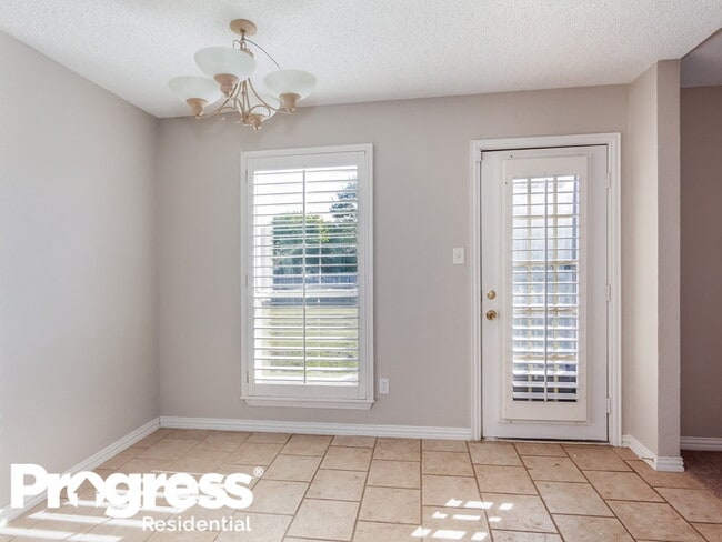 Photo - 4079 Tulip Tree Dr