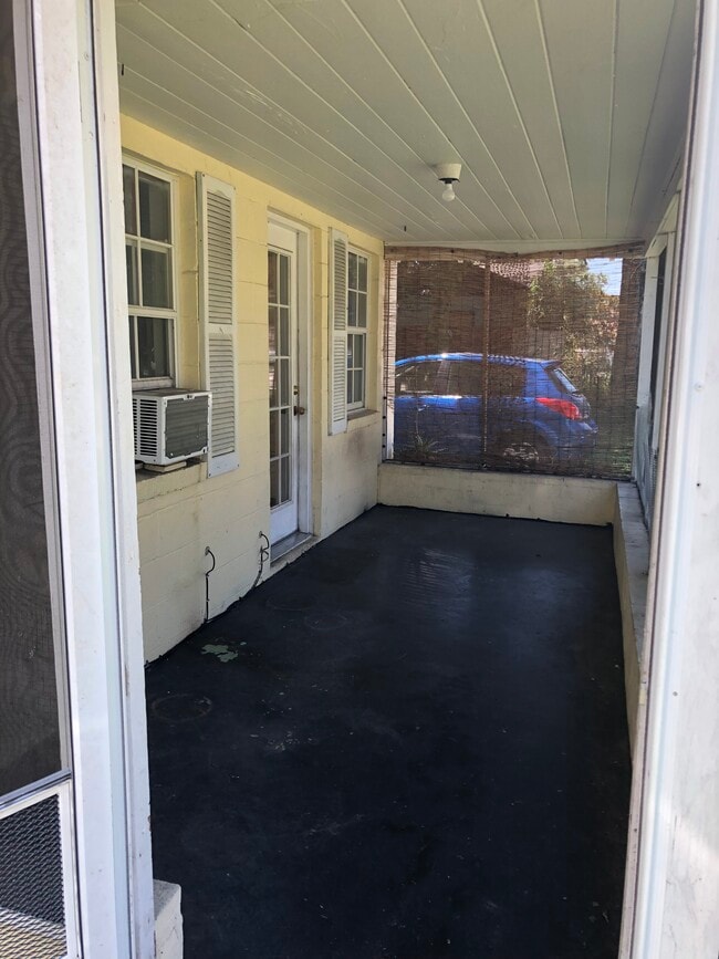 Photo - 2807 Formosa Ave