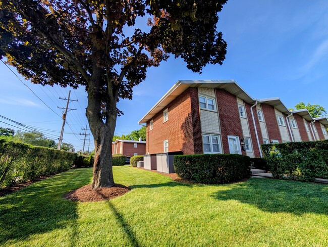 Photo - 630 Hibbard Rd