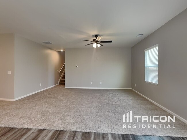 Photo - 158 Ingle Dr