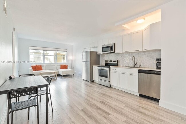 Building Photo - 1275 Marseille Dr Unit 35