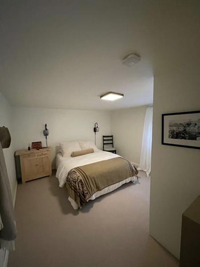 Photo - Beautiful remodeled 2 bedroom, 1 bath house on Rouse Ave.