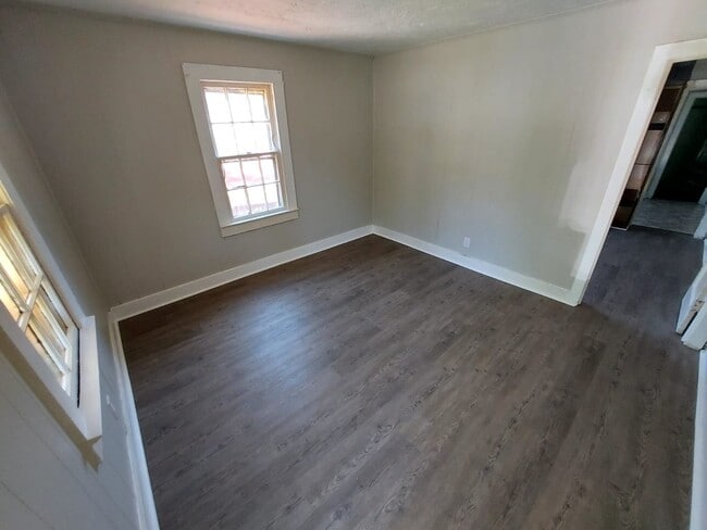 Photo - 1411 Underwood Ave