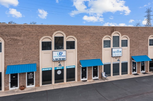 Photo - 1620 Martin Luther King Jr Ave S Unidad 202