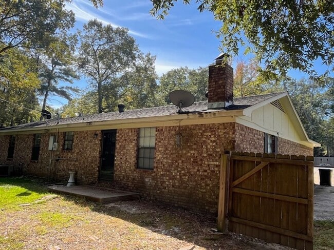 Photo - 16 Eastwood Dr