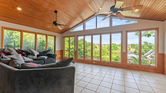 5-Bedroom Cottage Near U of A