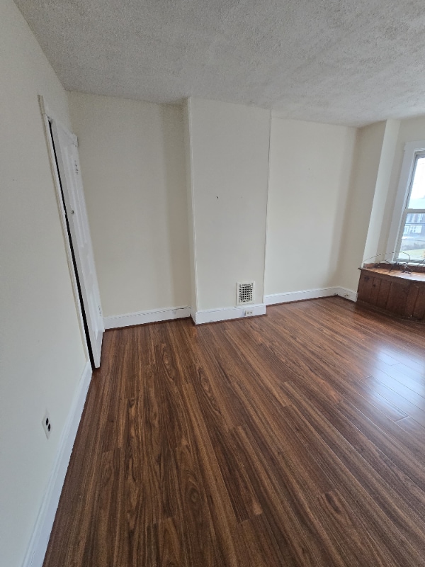 Photo - 2920 Washington St