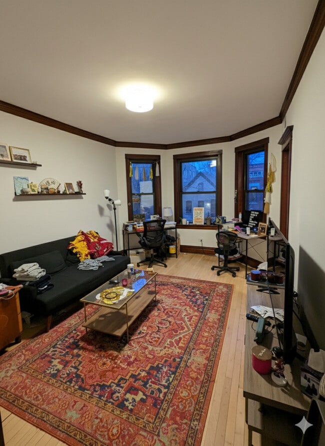 Photo - 1133 N Winchester Ave Unidad 2F