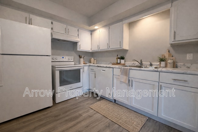 Photo - 660 S 20th St Unit 1