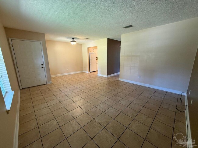 Photo - 9221 Beatrice Rd