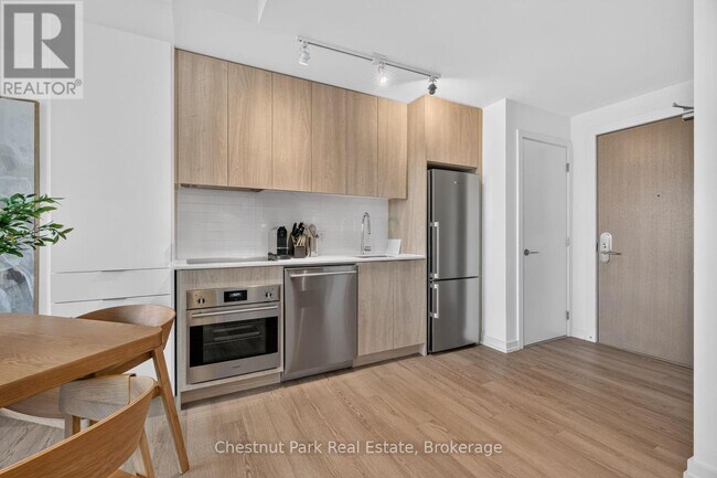 Photo - 100 Carrick Trail Unit #513