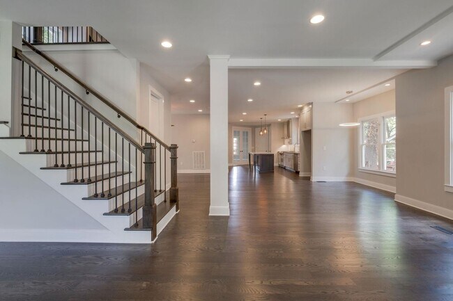 Photo - 1509 Ashwood Ave