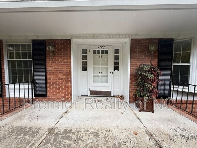 Photo - 1128 Partridge Ln