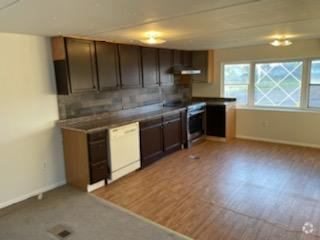 Building Photo - 600 S Hayes St Rental