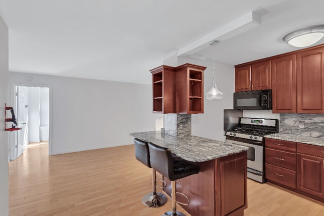 Photo - 2401 H St NW
