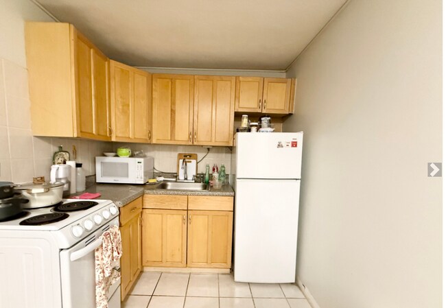 Photo - 20 Radcliffe Rd Unit 206