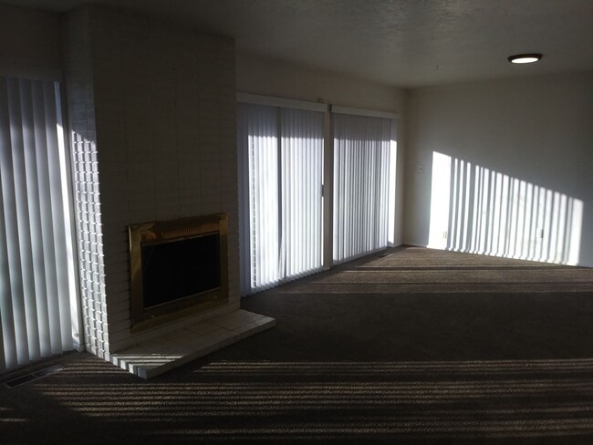 Photo - Large 3 bed 3 bath Condo in Provo