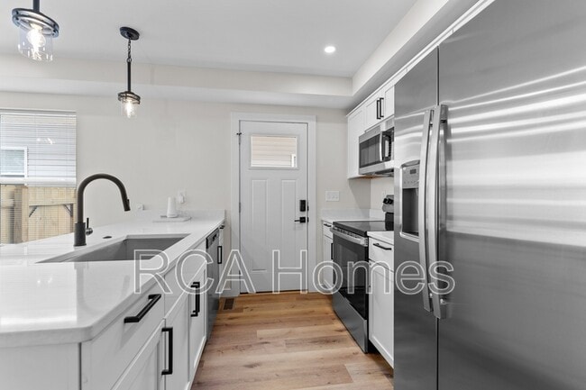 Photo - 3451 E 26th St
