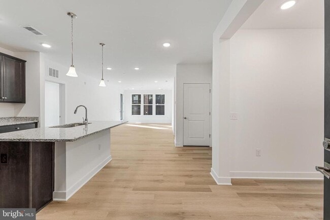 Photo - 21731 Dovekie Ter Unit 307