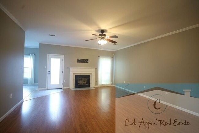 Photo - 4 bedroom 2 bath recently built home (Nett...